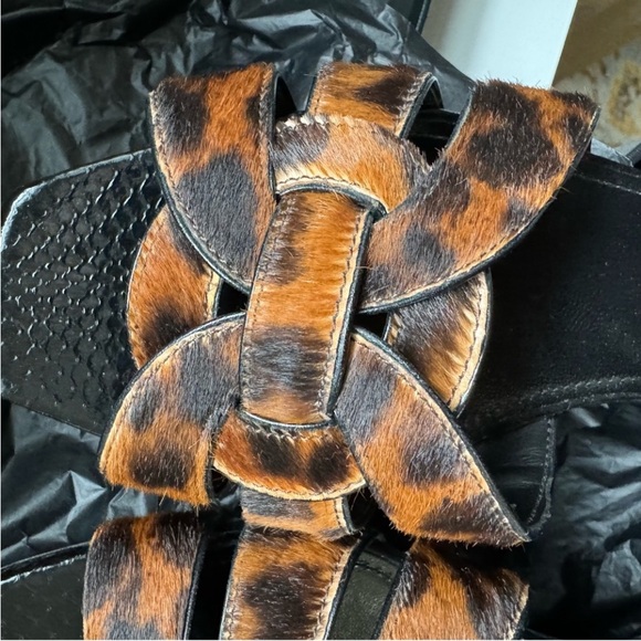 Saint Laurent Leopard Print Tribute Sandals - Picture 3 of 8